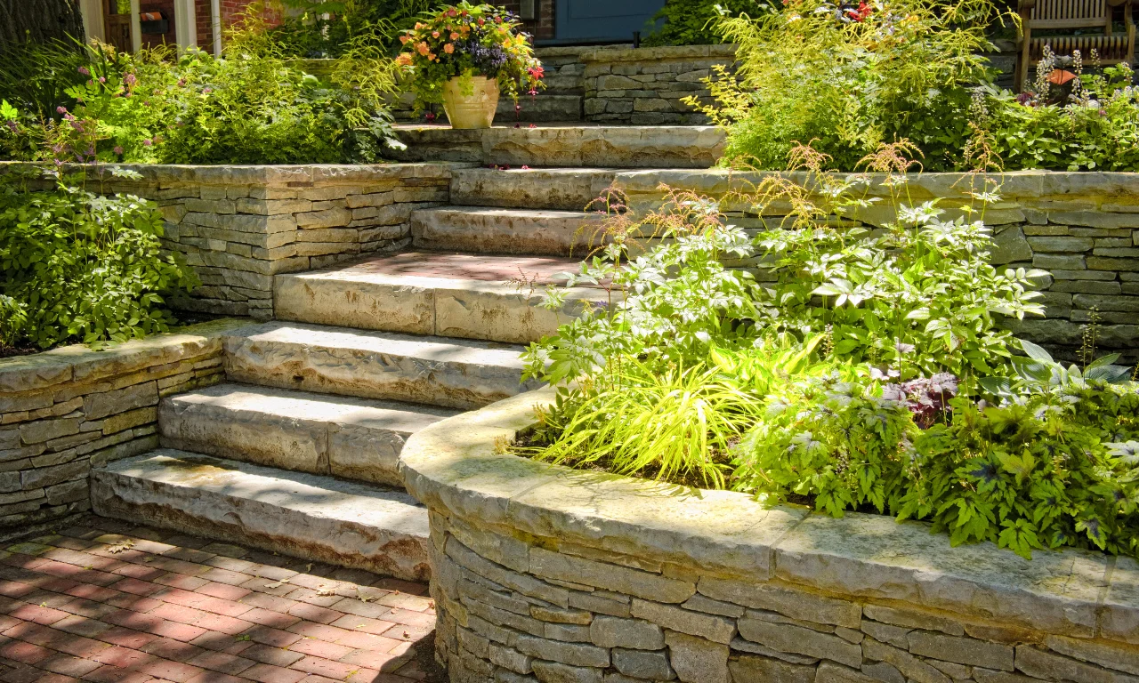 Exterior & Landscaping1 image